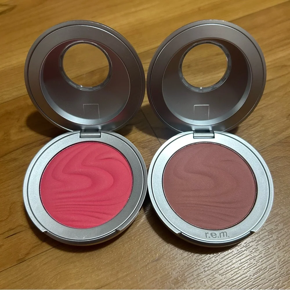 r.e.m. beauty Blush Duo - Pink and Mauve